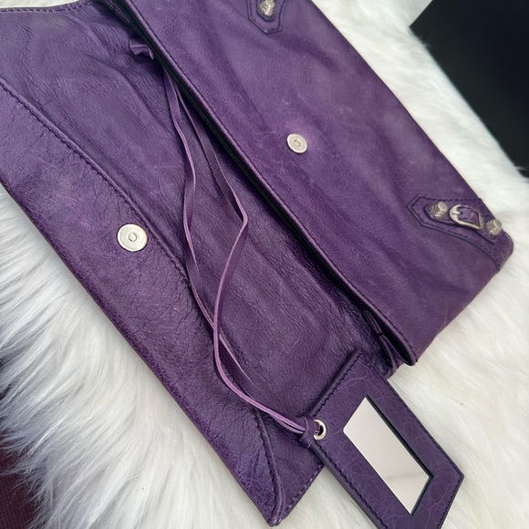 Authentic Balenciaga Envelope Clutch - Picture 6 of 12